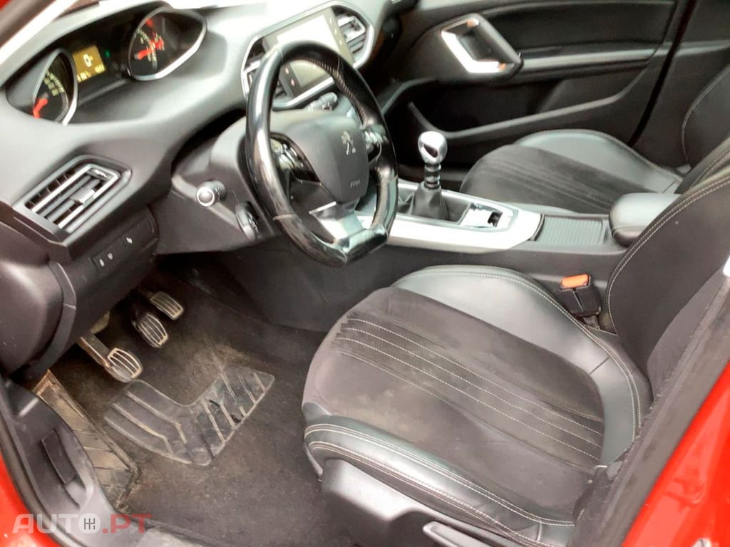 Peugeot 308 SW 1.2 e-THP Allure