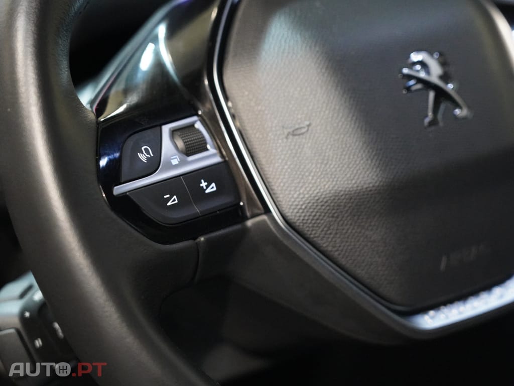 Peugeot 5008 1.2 PureTech Allure Pack