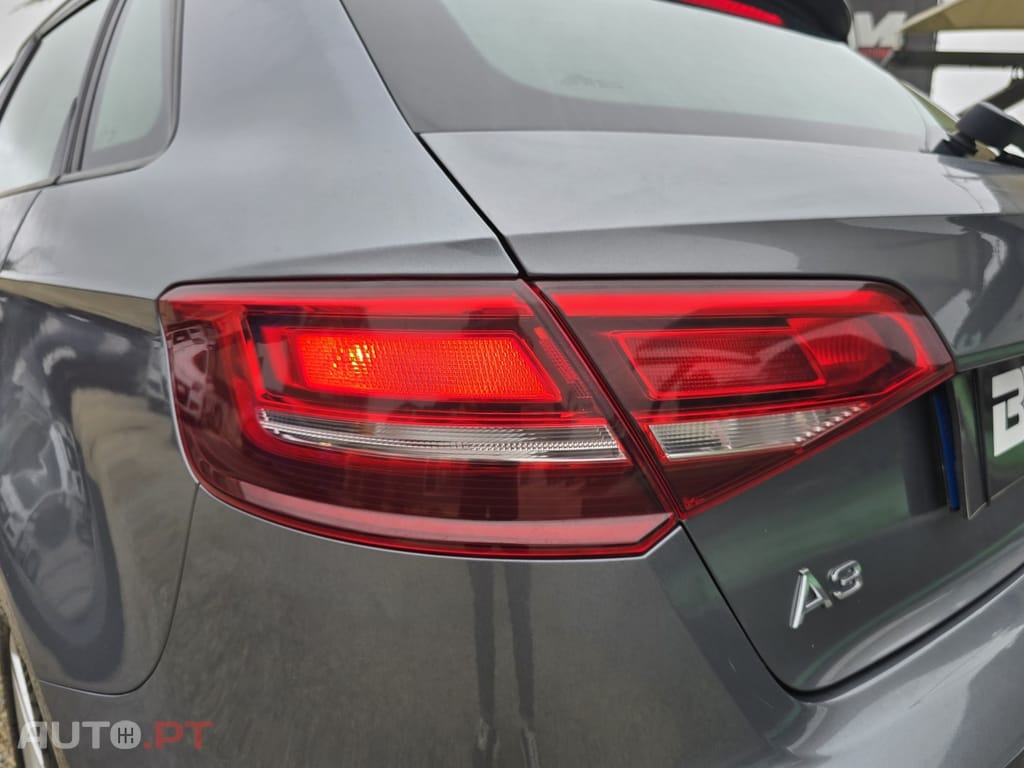 Audi A3 30 TFSI STRONIC