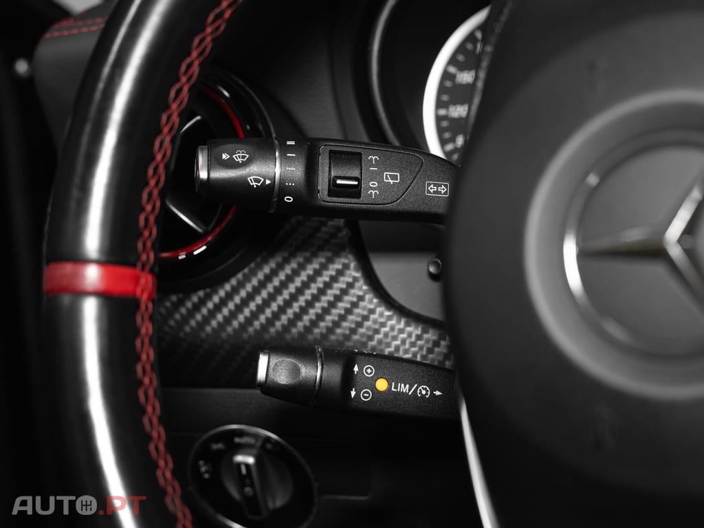 Mercedes-Benz A 45 AMG 4Matic Speedshift 7G-DCT