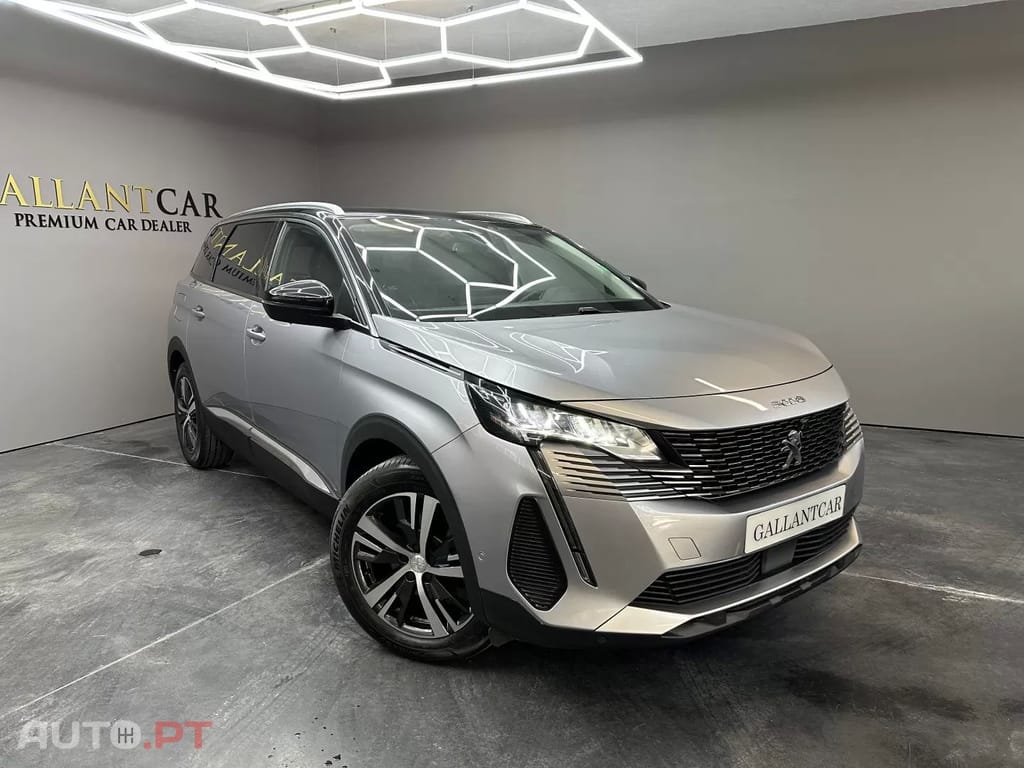 Peugeot 5008 1.2 PureTech Allure Pack