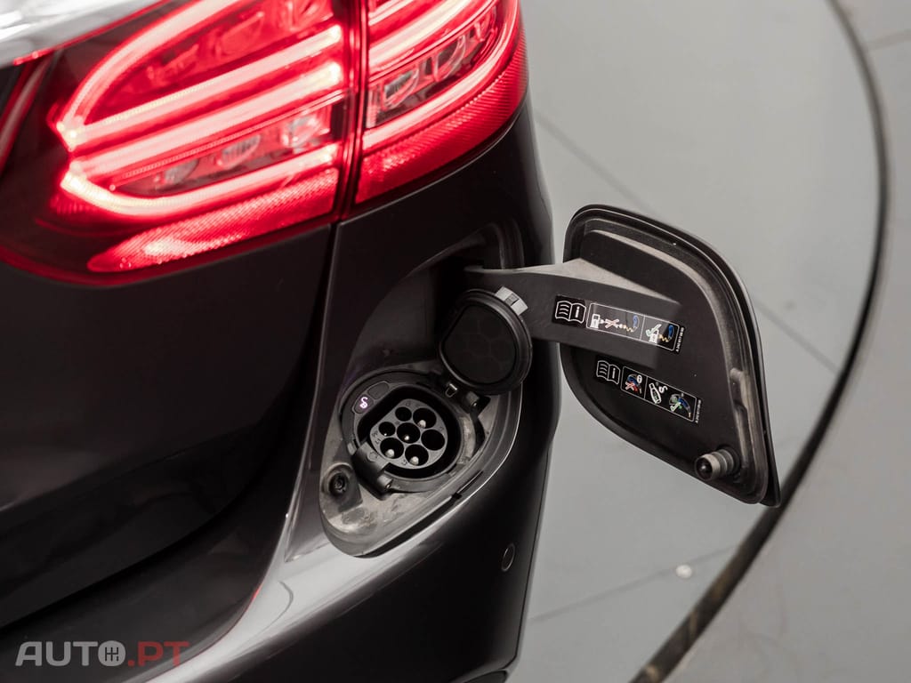 Mercedes-Benz C 300 de Edition