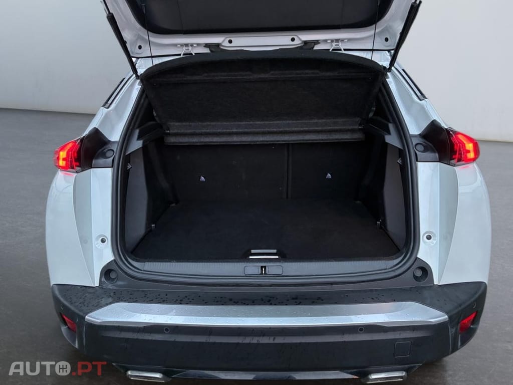 Peugeot 2008 1.2 PureTech GT Line EAT8