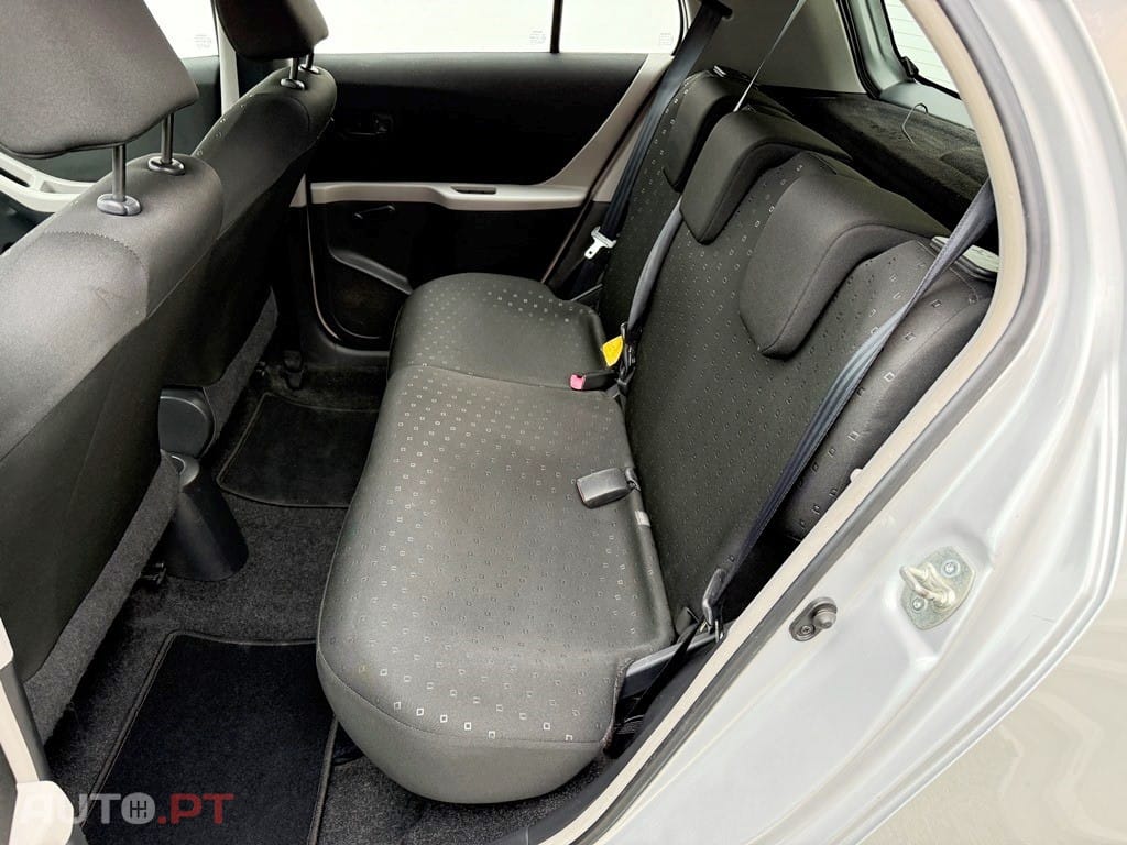 Toyota Yaris 1.0 VVT-i Comfort+AC