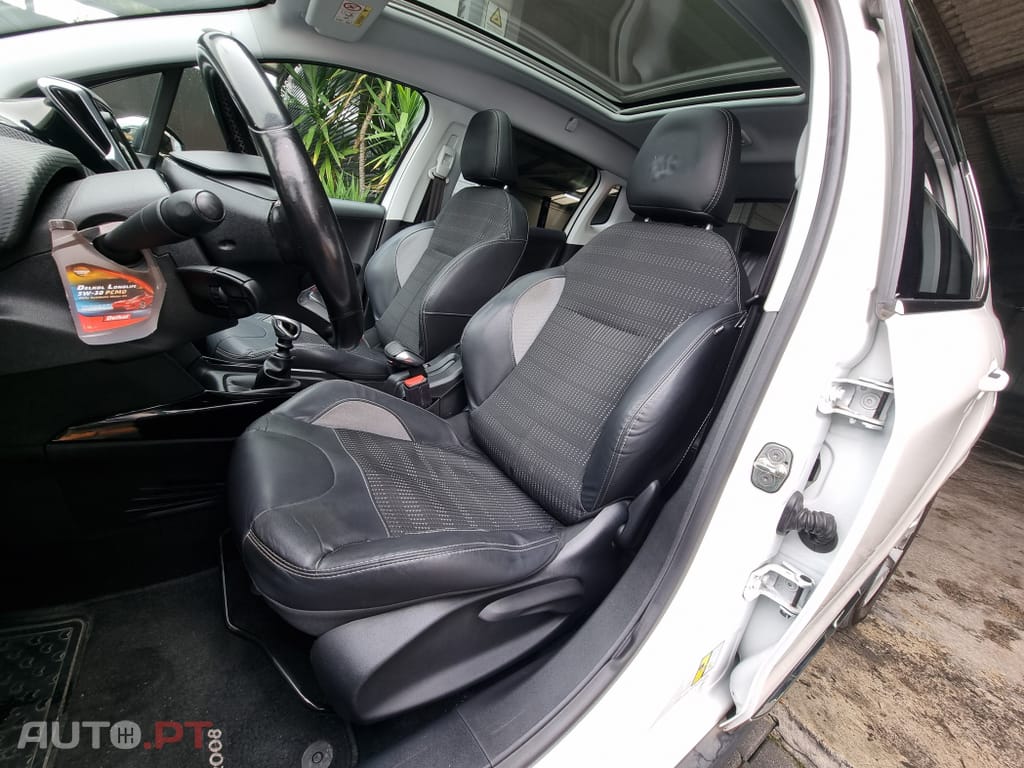 Peugeot 2008 1.6 BlueHDi Allure