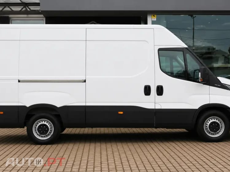 Iveco Daily 2.3 35C16 3000 CD