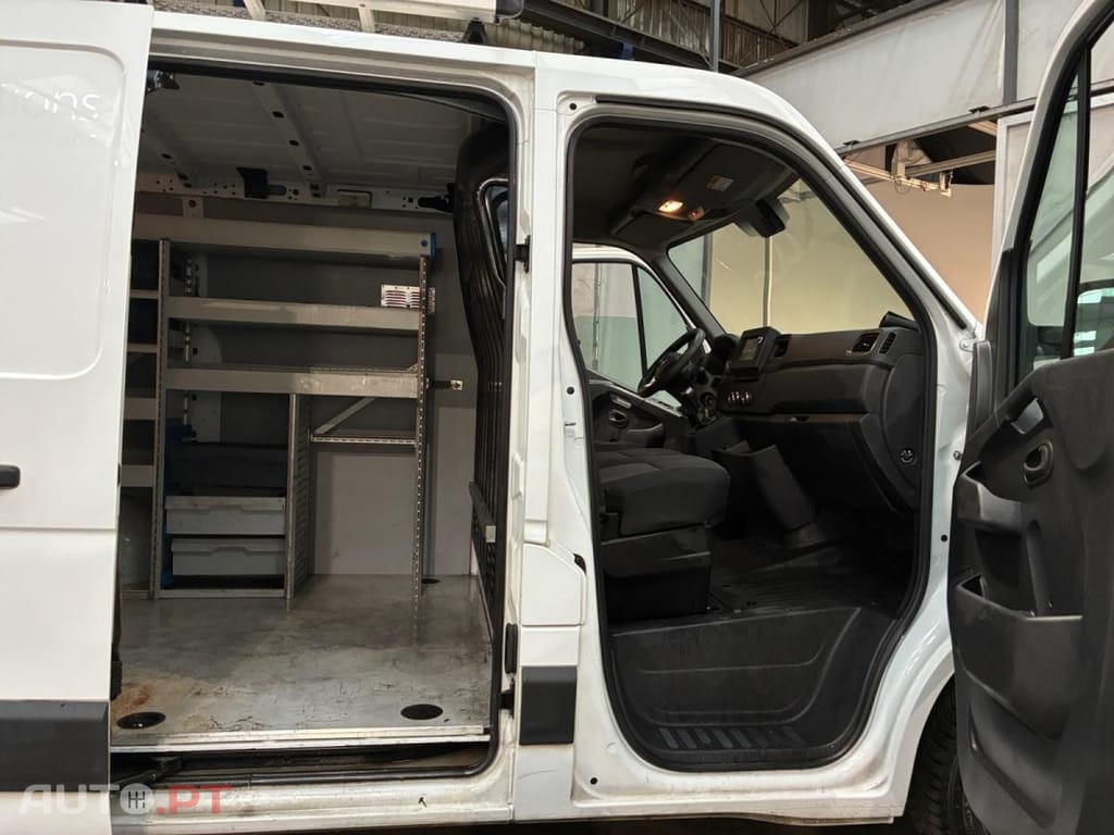 Renault Master 2.3 dCi L1H1 3.3T Grand Confort