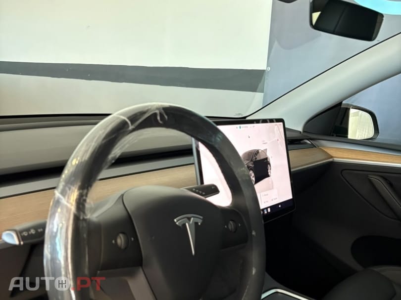Tesla Model Y Tração Traseira