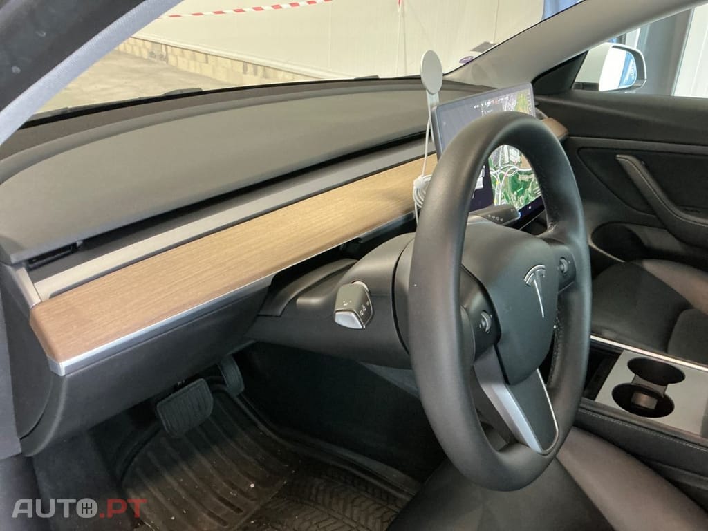 Tesla Model 3 Standard Range Plus