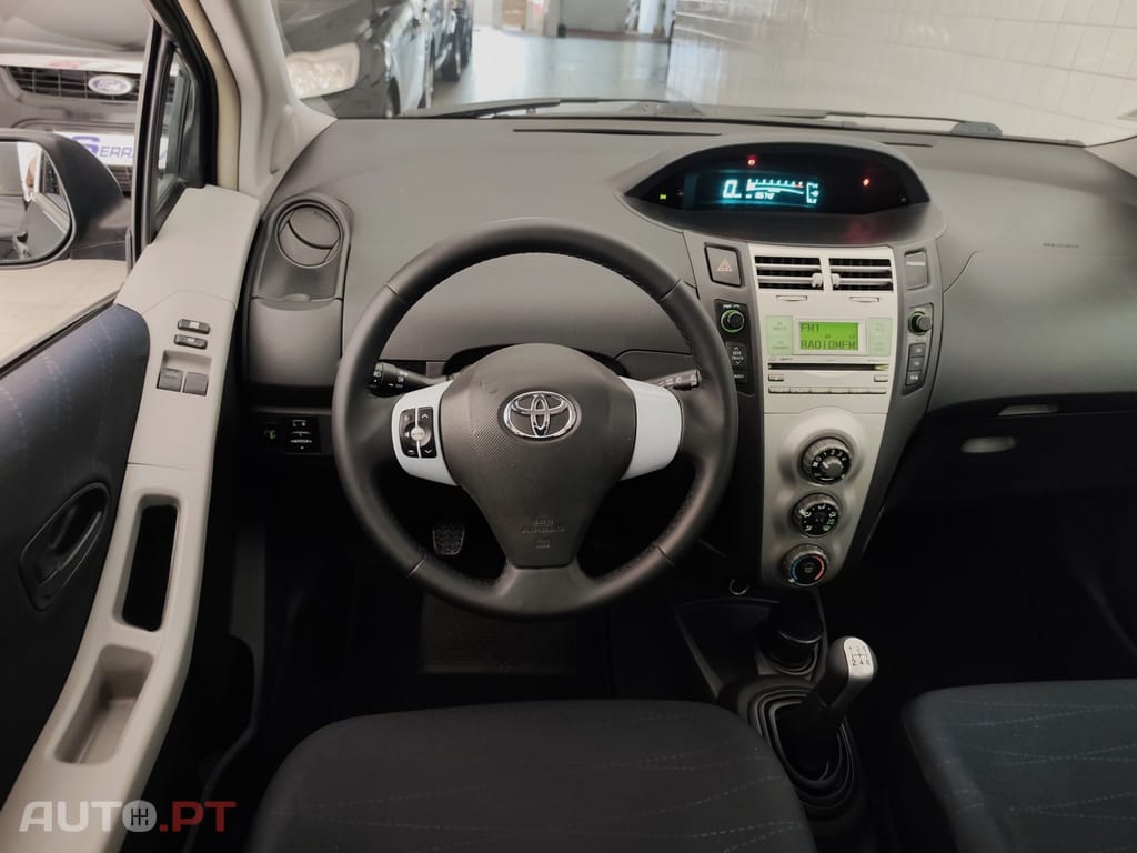 Toyota Yaris 1.0 VVT-i AC