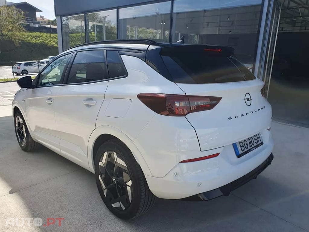 Opel Grandland (X) 1.6 T PHEV GSe