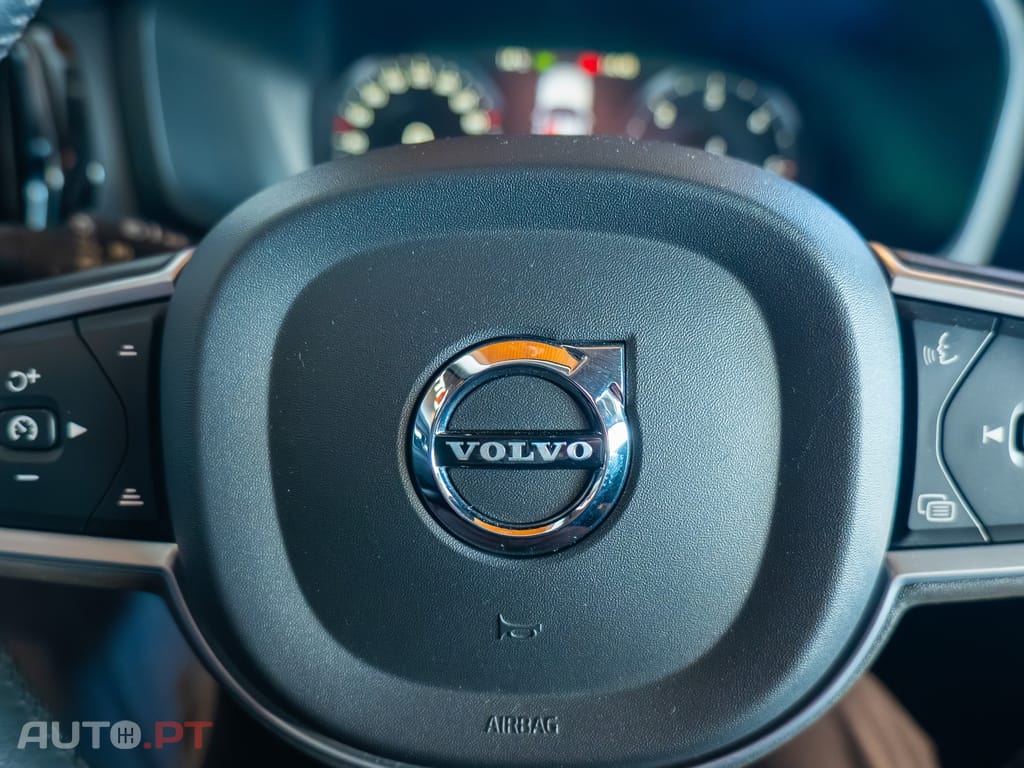 Volvo V60 2.0 D4 Momentum Geartronic