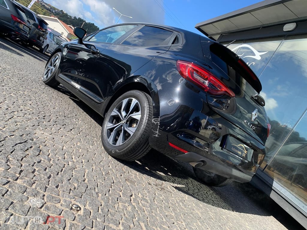 Renault Clio 1.0 TCe Techno Bi-Fuel