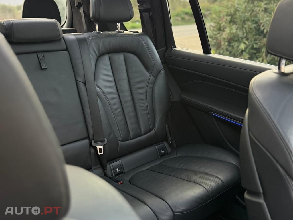 BMW X7 40 d xDrive Pack M