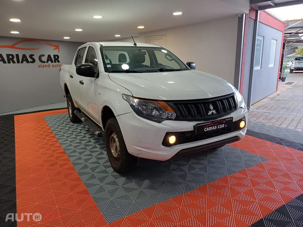 Mitsubishi L200 4X2