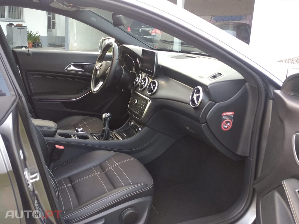 Mercedes-Benz CLA 180 CDI Urban