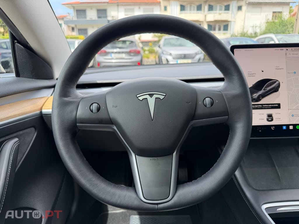Tesla Model 3 Long Range Tração Integral Premium