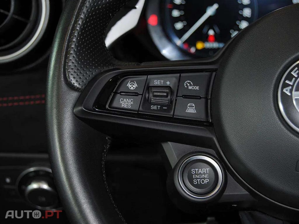 Alfa Romeo Tonale 1.3 Plug-In Hybrid Veloce e-AWD