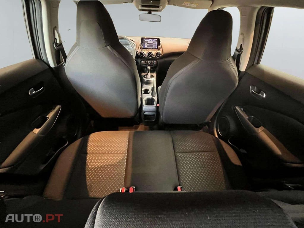 Nissan Juke 1.0 DIG-T ACENTA DCT + LED 