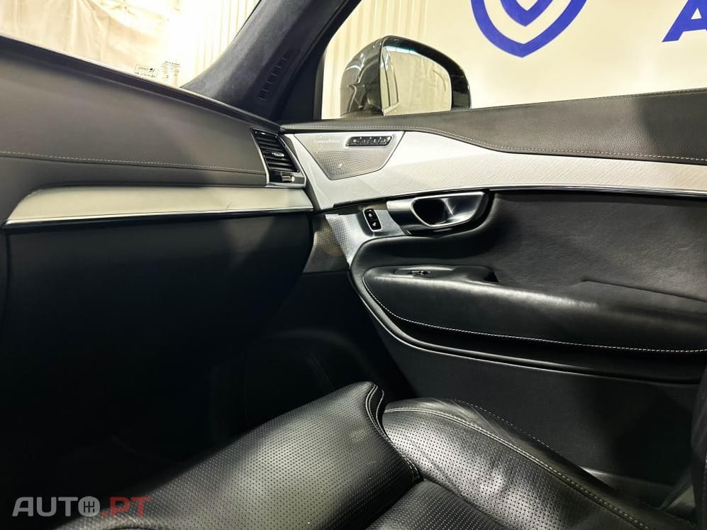 Volvo XC90 T8 AWD Twin Engine Geartronic Inscription