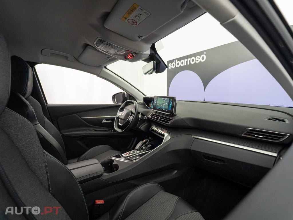 Peugeot 3008 1.6 Hybrid Allure e-EAT8