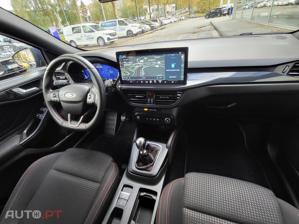 Ford Focus SW 1.0 EcoBoost MHEV ST-Line X