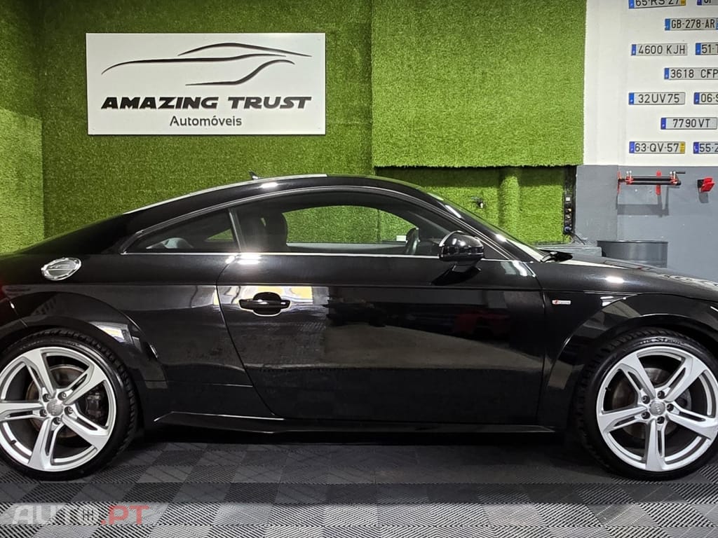 Audi TT 2.0 TFSI quattro S-line S tronic
