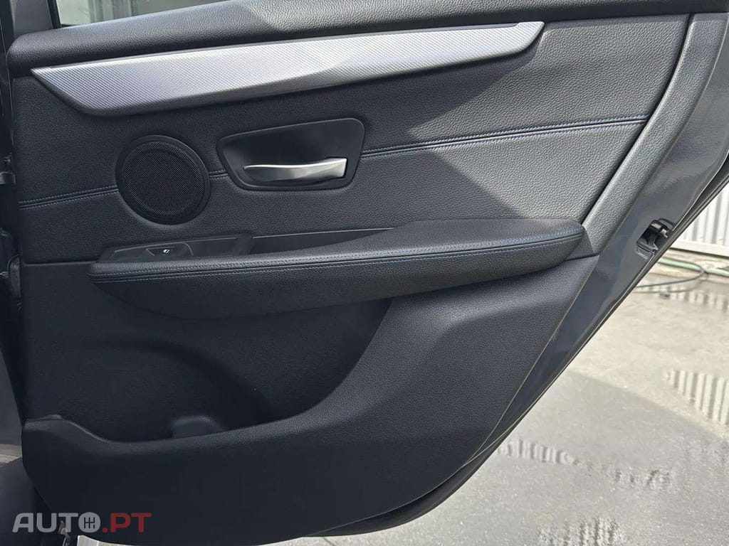 BMW 225 225xe Active Tourer e xDrive Pack Desportivo M