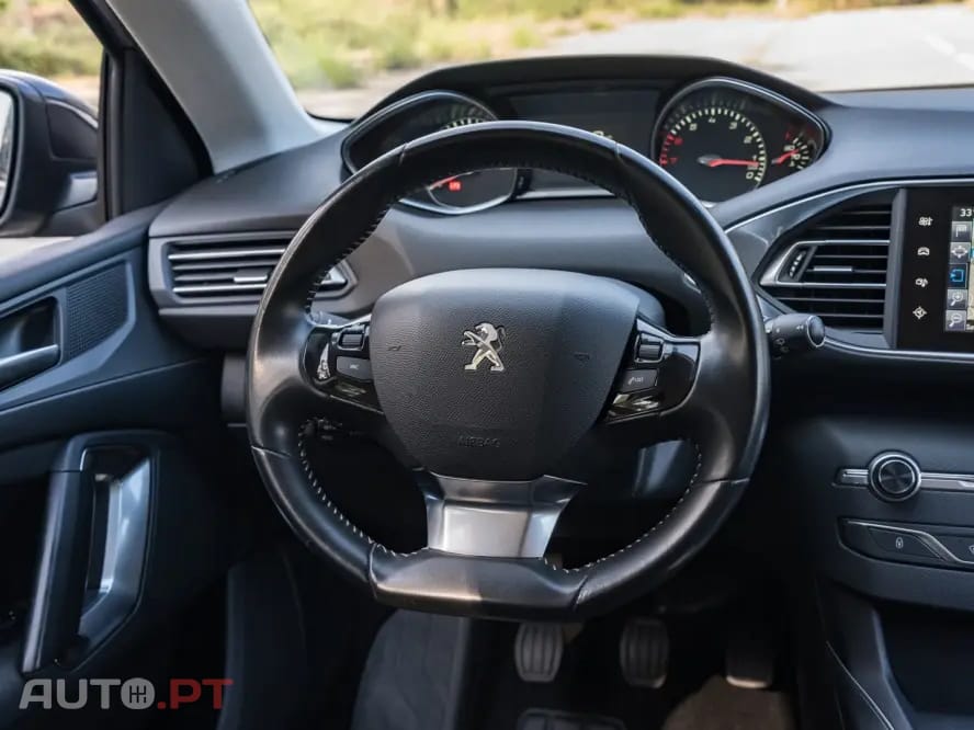 Peugeot 308 1.2 PureTech Allure