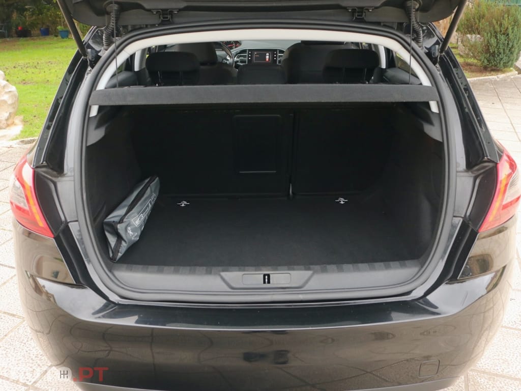 Peugeot 308 1.5 BlueHDi Allure Pack
