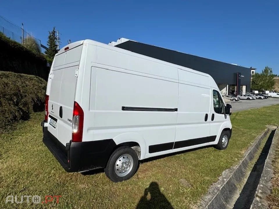Peugeot Boxer 2.2 BlueHDi 333 L2 CD