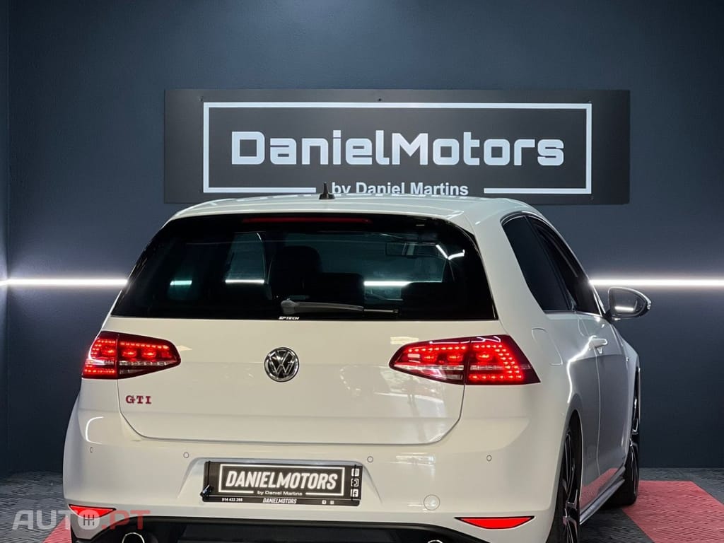 Volkswagen Golf 2.0 TSi GTi DSG Performance