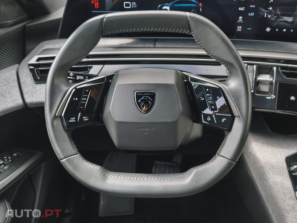 Peugeot 3008 1.2 Hybrid Allure e-DCS6