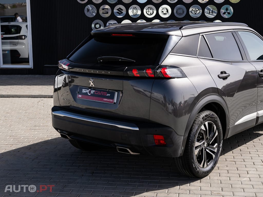 Peugeot 2008 1.2 PureTech Allure EAT8
