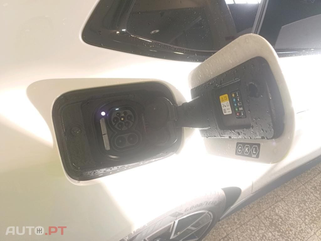 BMW i4 eDrive40 Desportiva M