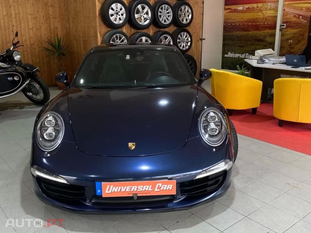 Porsche 911 991 Carrera 4 PDK Sport Chrono