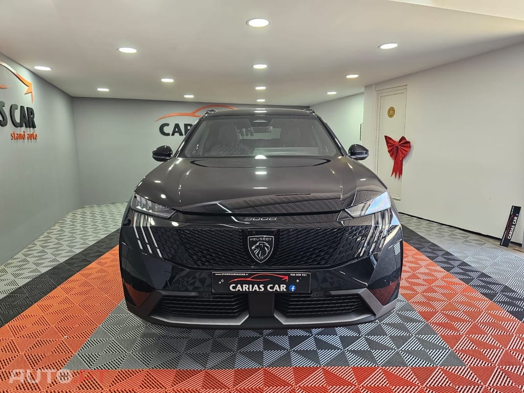 Peugeot 5008 GT Hybrid e-DCS6