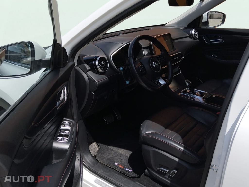 MG EHS 1.5 T-GDI Plug-in Hybrid Luxury