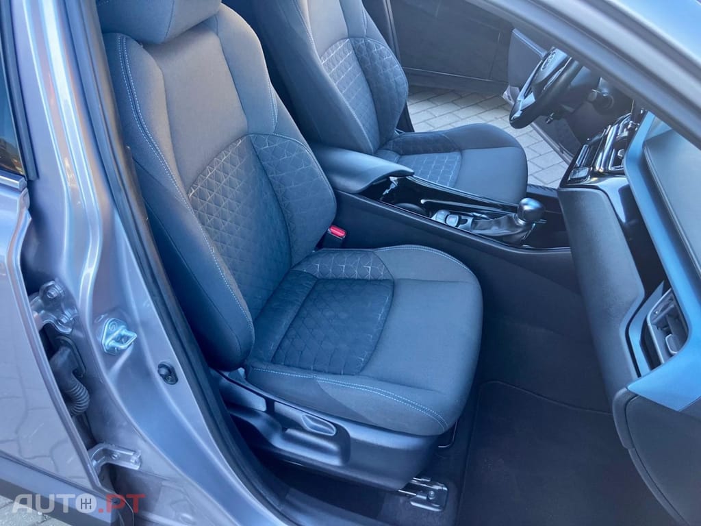 Toyota C-HR 1.8 Hybrid Exclusive