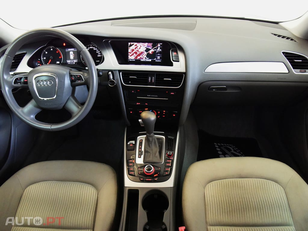 Audi A4 Avant 2.0 TDi Business Line Advance Multitronic