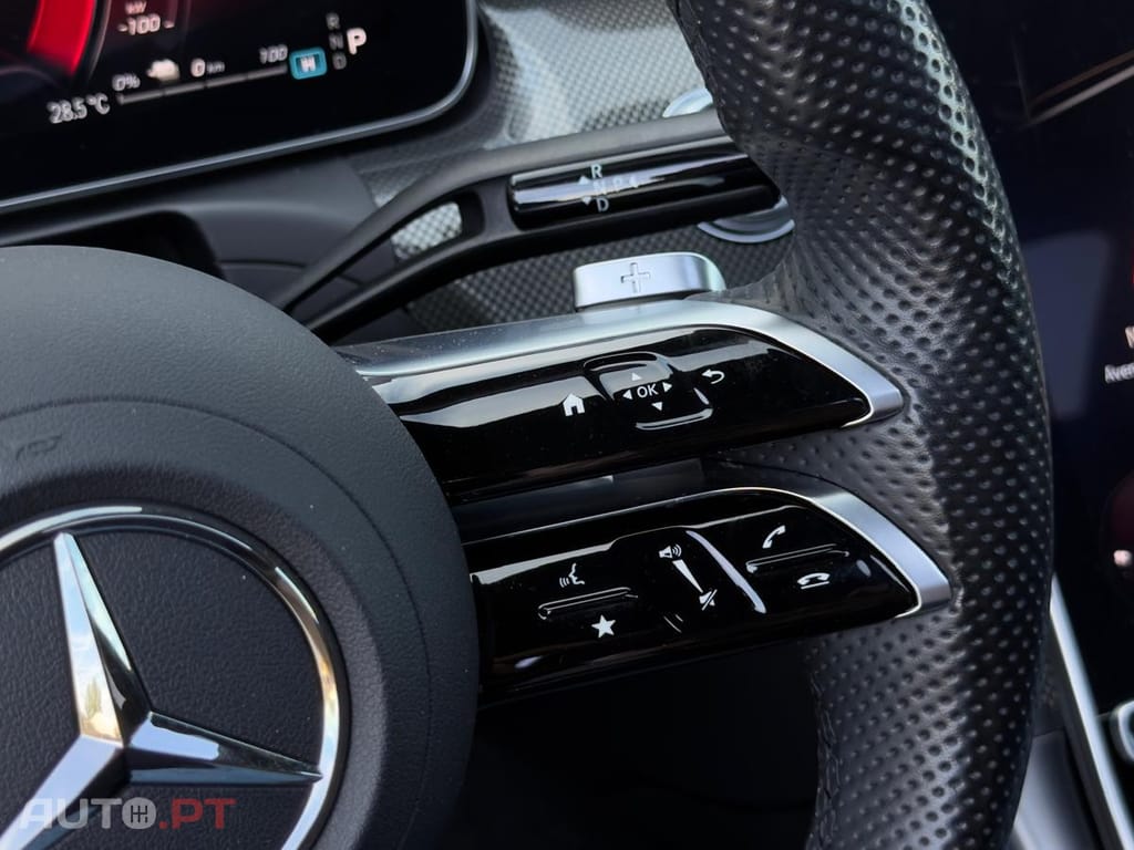 Mercedes-Benz C 300 C 300 e AMG Line PLUG - IN