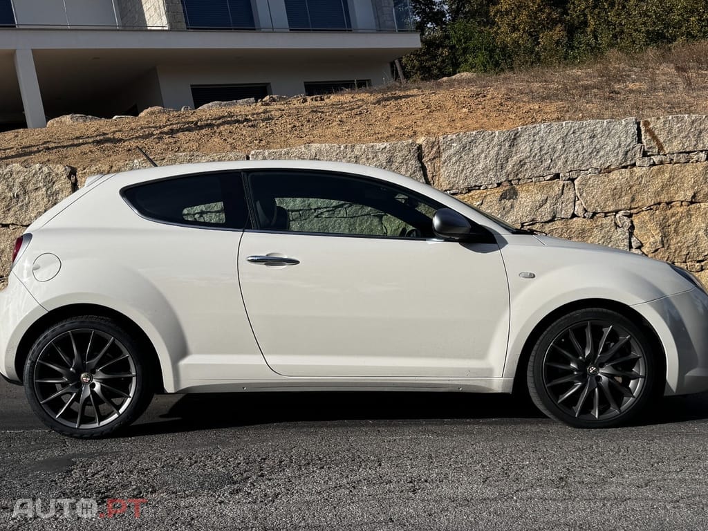 Alfa Romeo Mito 1.4 QUADRIFOGLIO 170cv