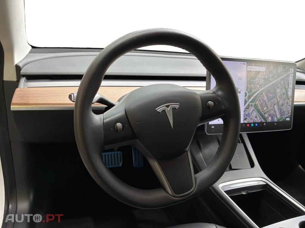 Tesla Model 3 Standard Range Plus RWD