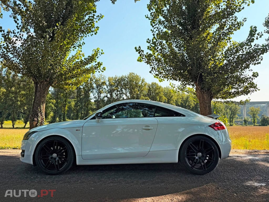 Audi TT 2.0 TFSi S-line