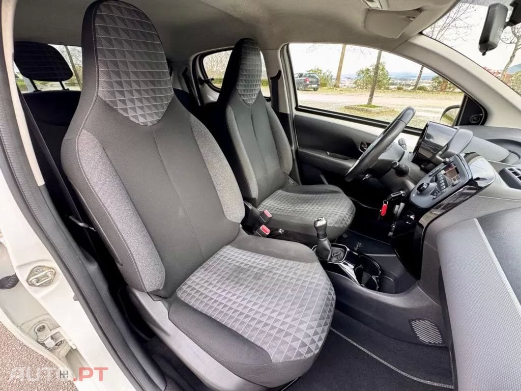 Peugeot 108 1.0 VTi Style