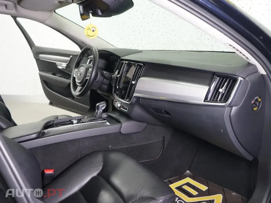 Volvo S90 2.0 D5 Momentum AWD Geartronic