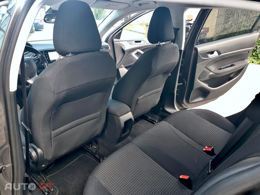 Peugeot 308 1.5 BlueHDi Style