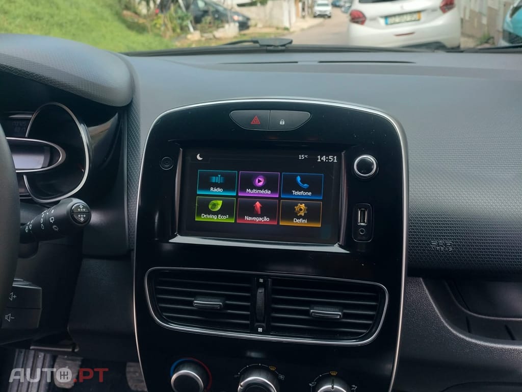 Renault Clio 1000 limited