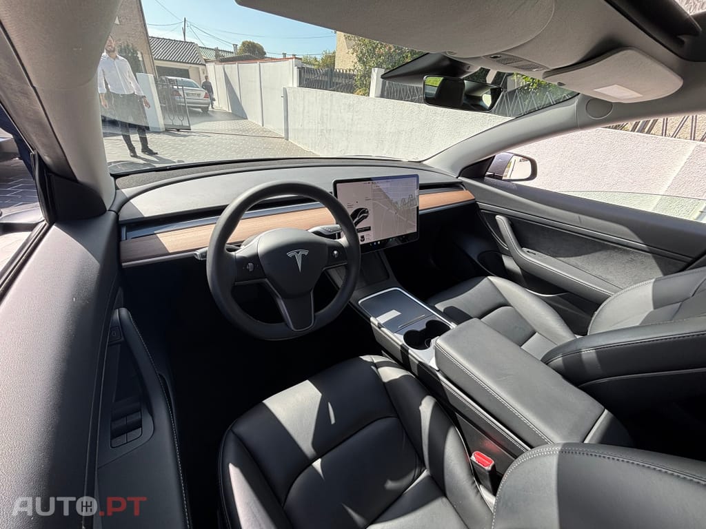 Tesla Model 3 Tração Traseira Premium