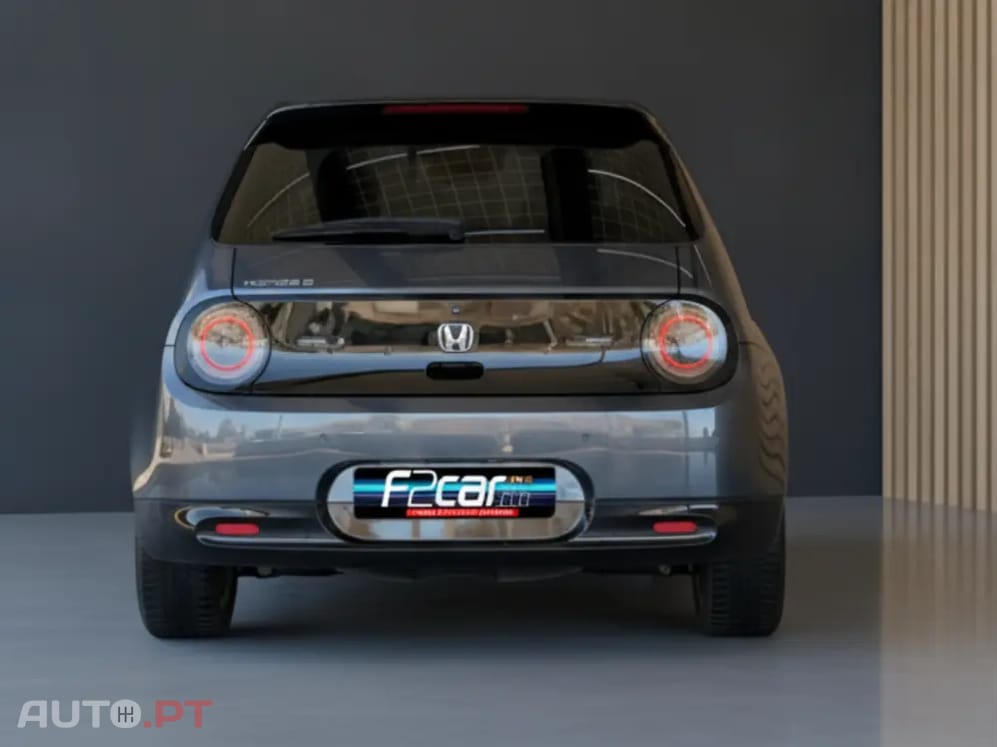 Honda e Advance (17")